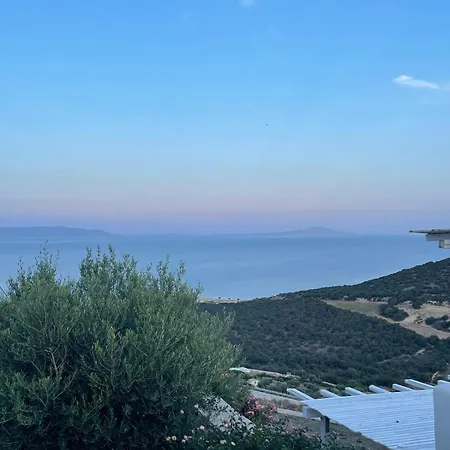 Cycladic Open Sea View Maisonette *